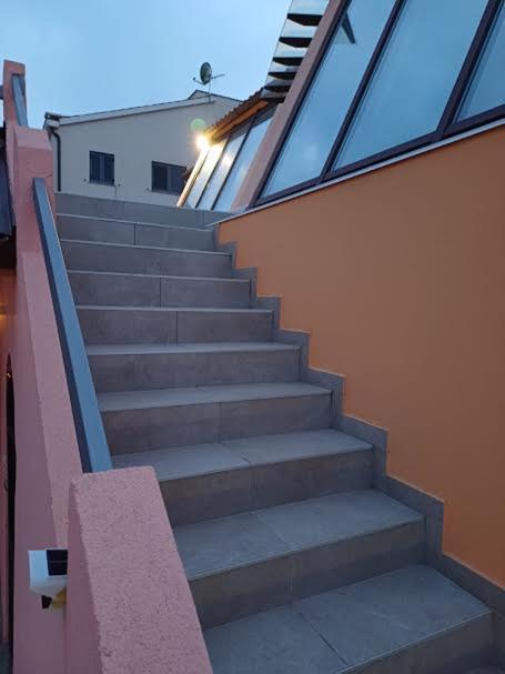 Apartmani Delas 2 Pjescana Uvala Bagian luar foto