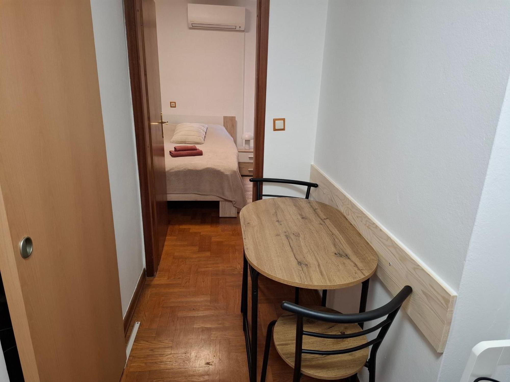 Apartmani Delas 2 Pjescana Uvala Bagian luar foto